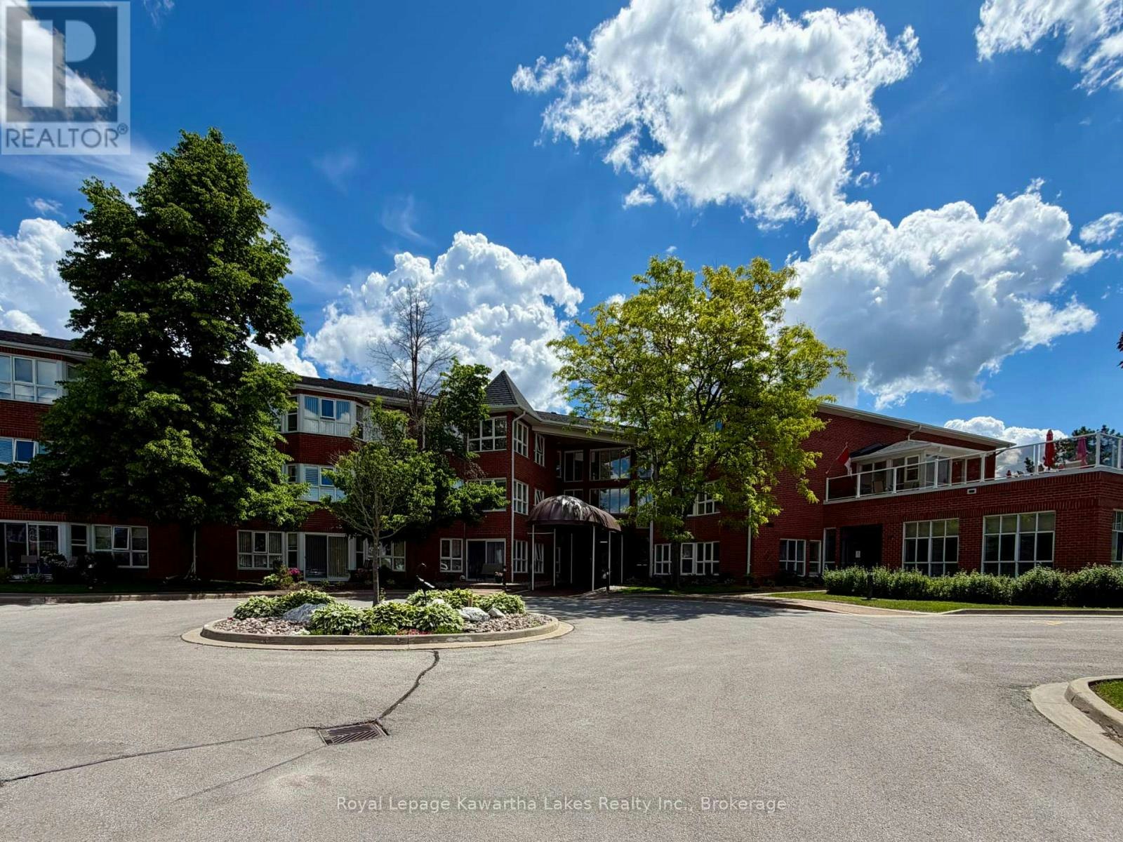 303-4 Heritage Way, Kawartha Lakes, ON, K9V 5Z2