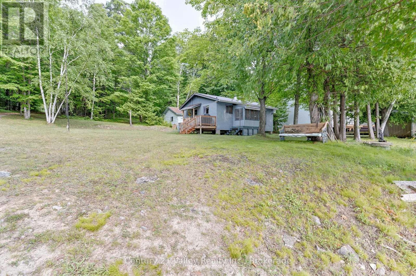 27A Maple Grove Lane, North Algona Wilberforce, ON, K0J 1T0