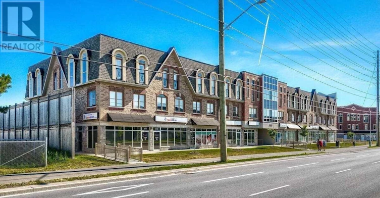 225-3865 Major Mackenzie Drive, Vaughan, ON, L4H 4P4