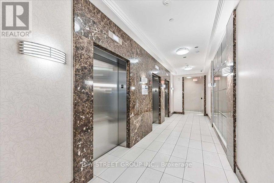 925-370 7 Highway E, Richmond Hill, ON, L4B 0C4 - 23