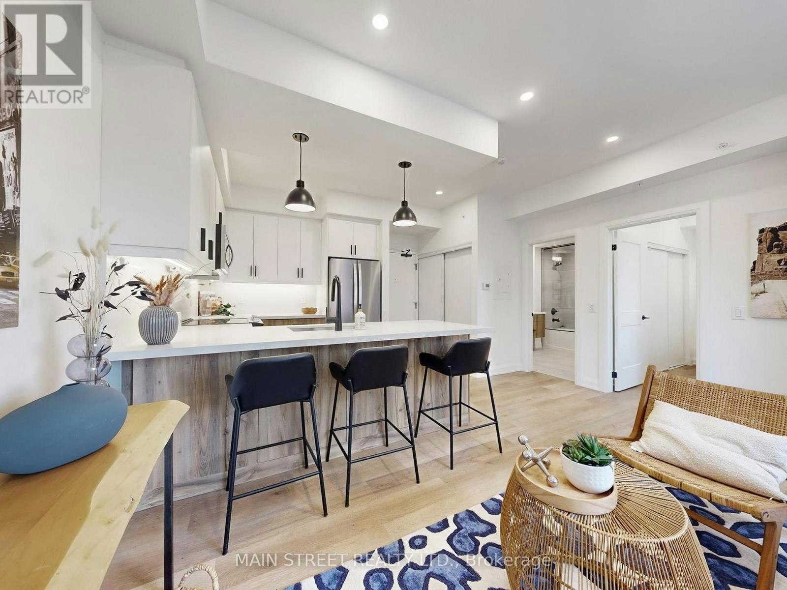403-49 Charles Street, Newmarket, ON, L3Y 3V7 - 7