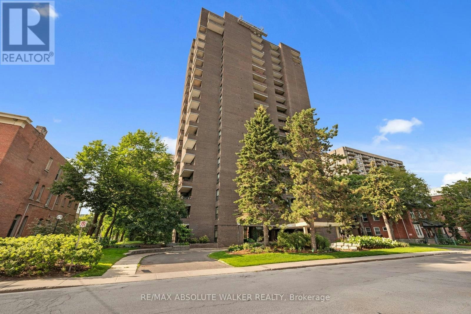 1003-71 Somerset Street W, Ottawa, ON, K2P 2G2