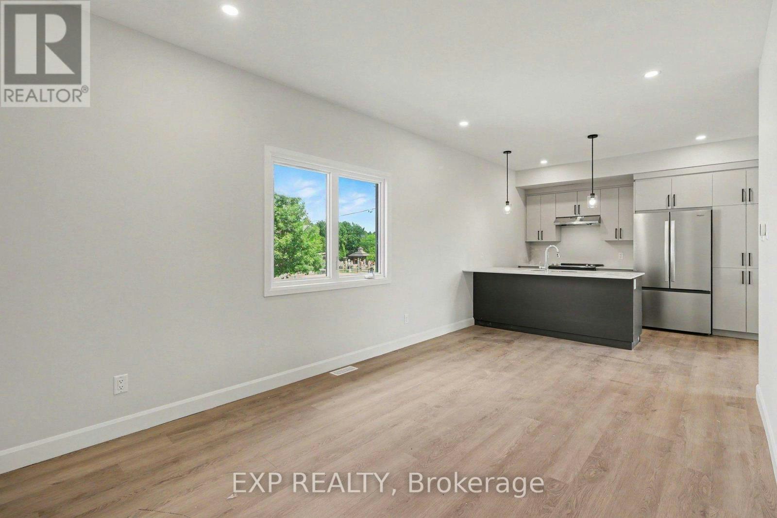 2-1089 Notre Dame Street, Russell, ON, K0A 1W0 - 8