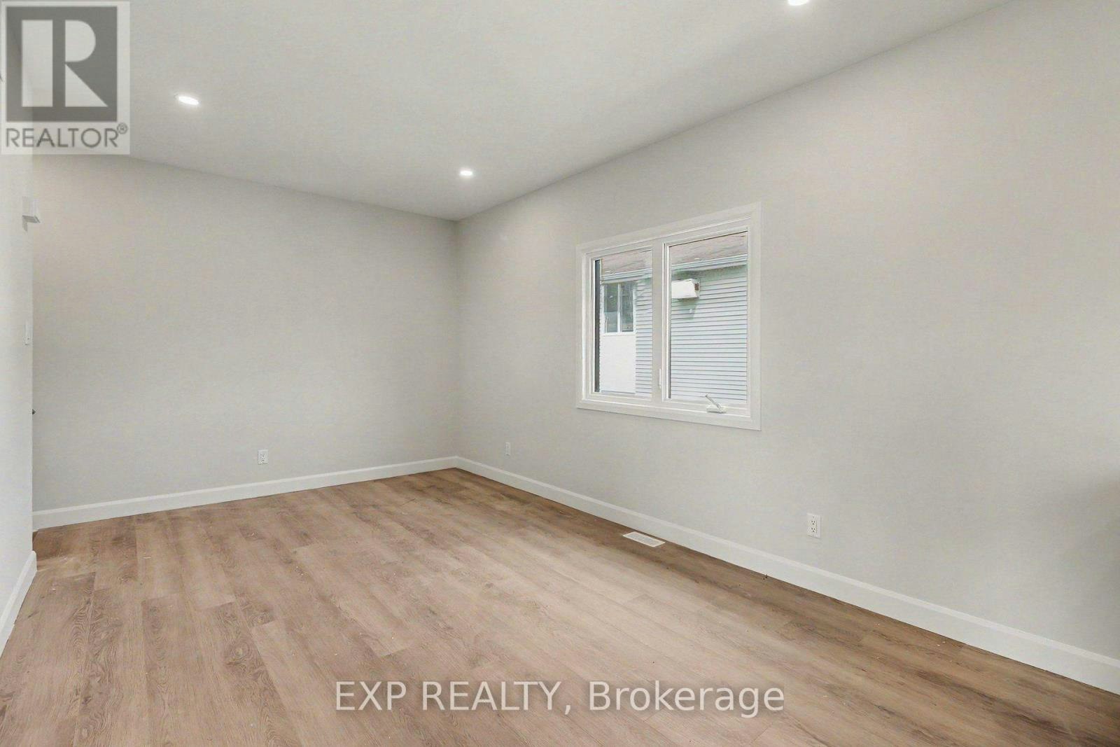 2-1089 Notre Dame Street, Russell, ON, K0A 1W0 - 7
