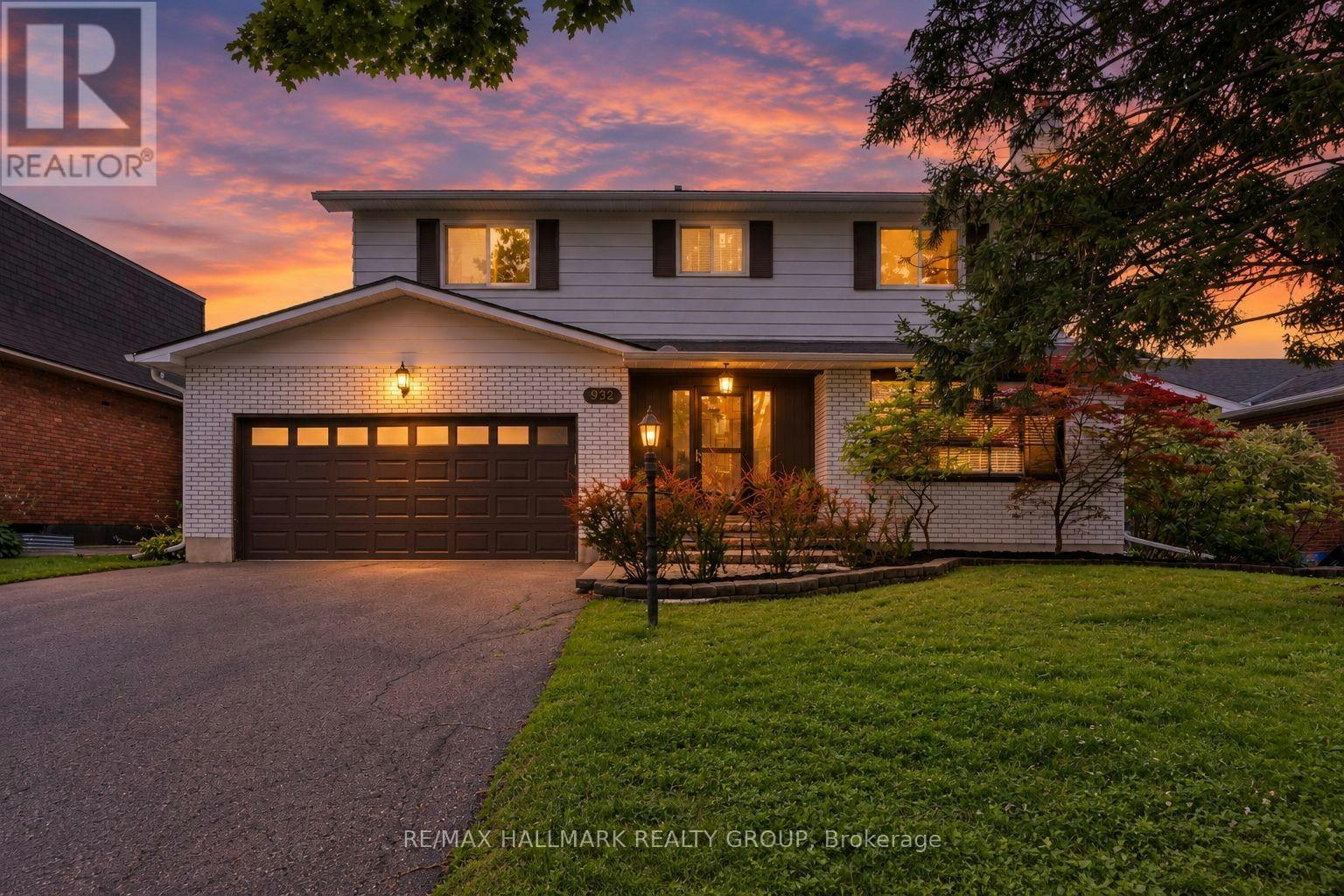 932 Dresden Crescent, Ottawa, ON, K2B 5J1