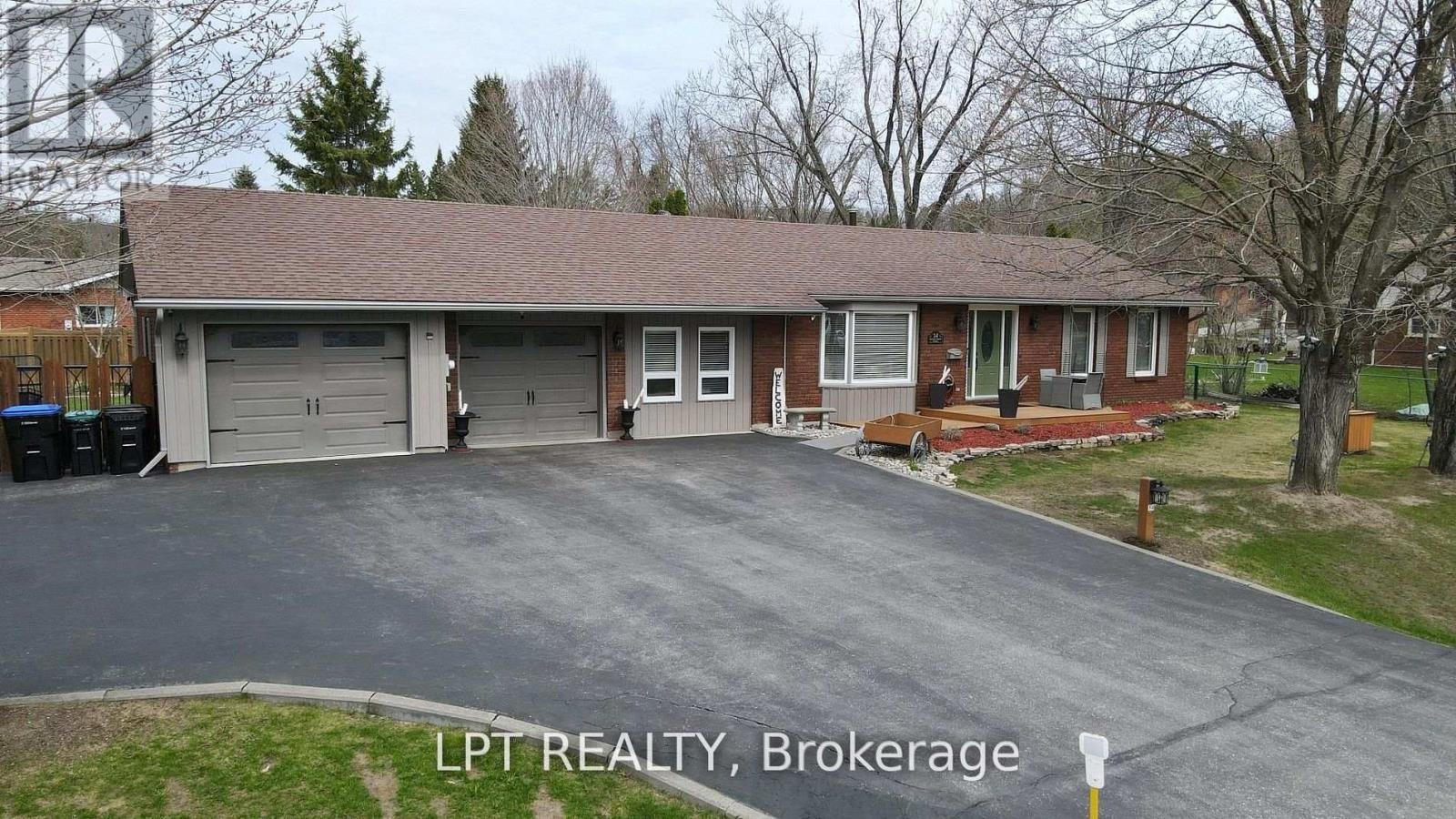 34 Cedar Creek Road, Springwater, ON, L9X 0P5