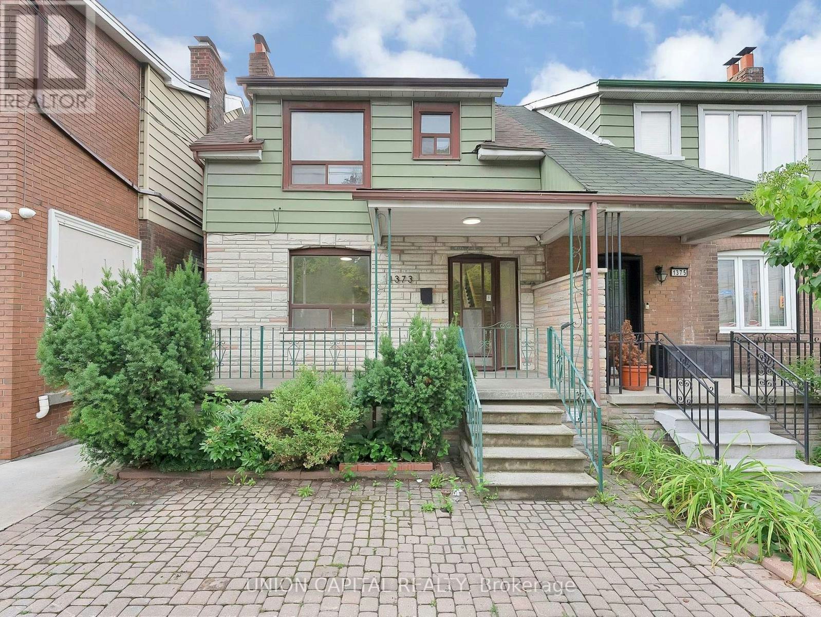 1373 Davenport Road, Toronto, ON, M6H 2H5