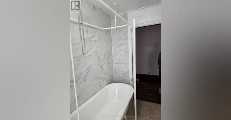 8-29 Jane Street, Toronto, ON, M6S 3Y3 - 11