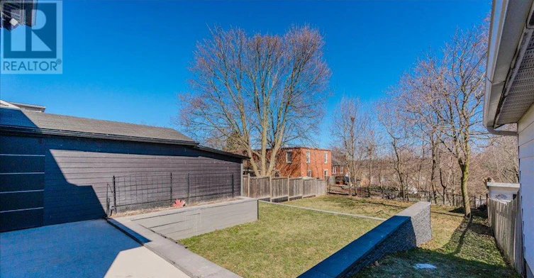 97 Glenmorris Street, Cambridge, ON, N1S 2Y8 - 45