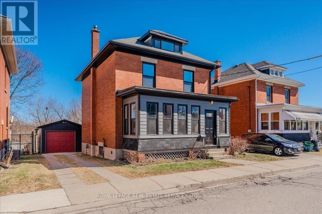 97 Glenmorris Street, Cambridge, ON, N1S 2Y8 - 2