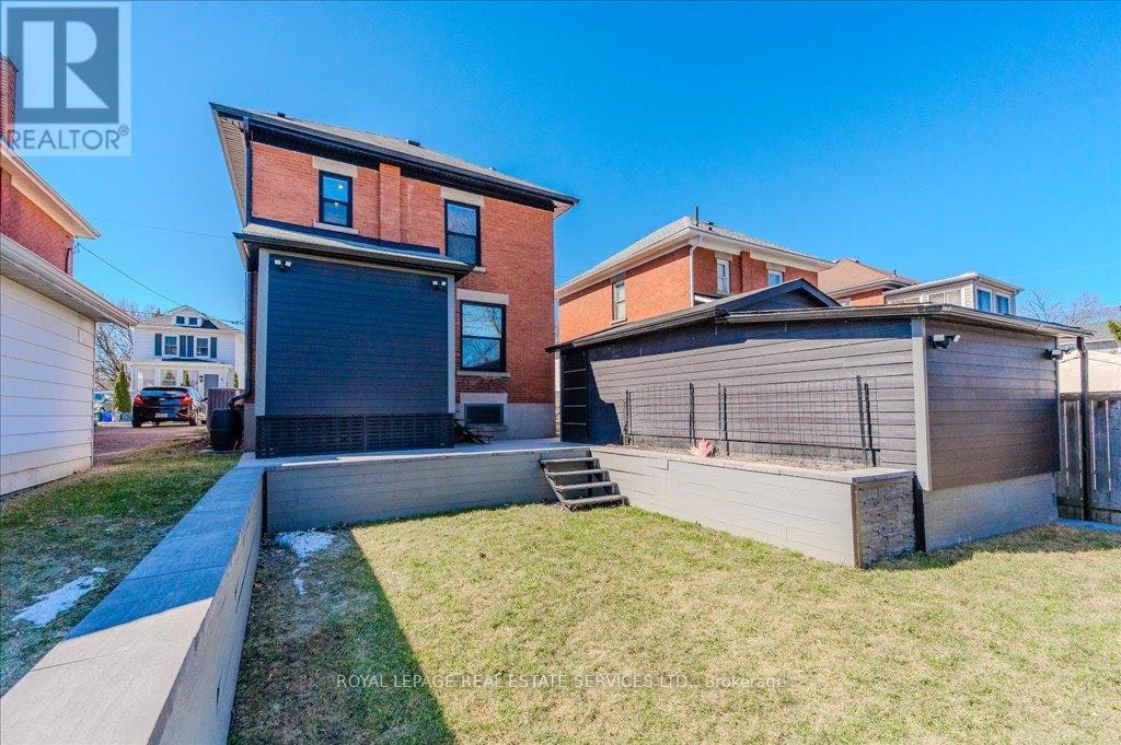 97 Glenmorris Street, Cambridge, ON, N1S 2Y8 - 42