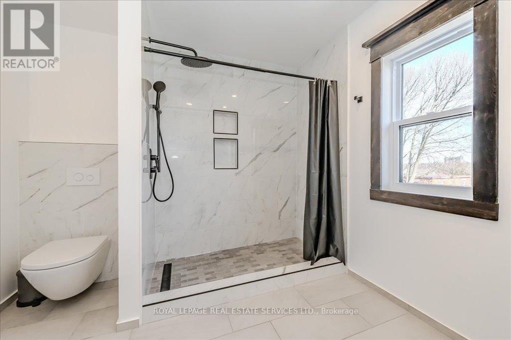 97 Glenmorris Street, Cambridge, ON, N1S 2Y8 - 35