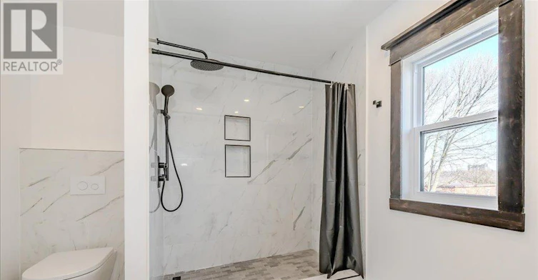 97 Glenmorris Street, Cambridge, ON, N1S 2Y8 - 35