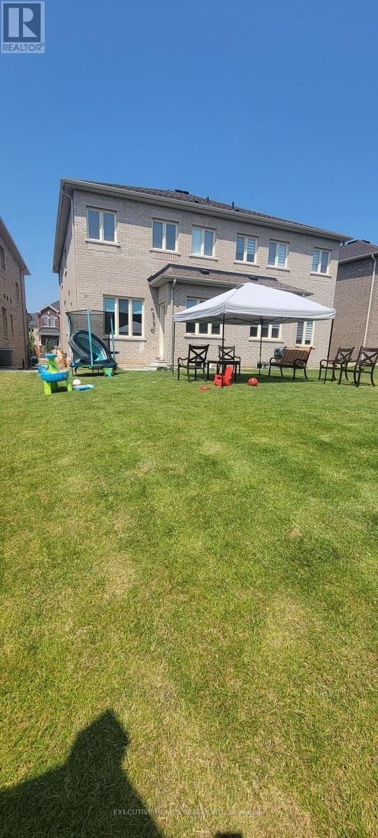 282 Great Falls Boulevard, Hamilton, ON, L8B 1Z5 - 3