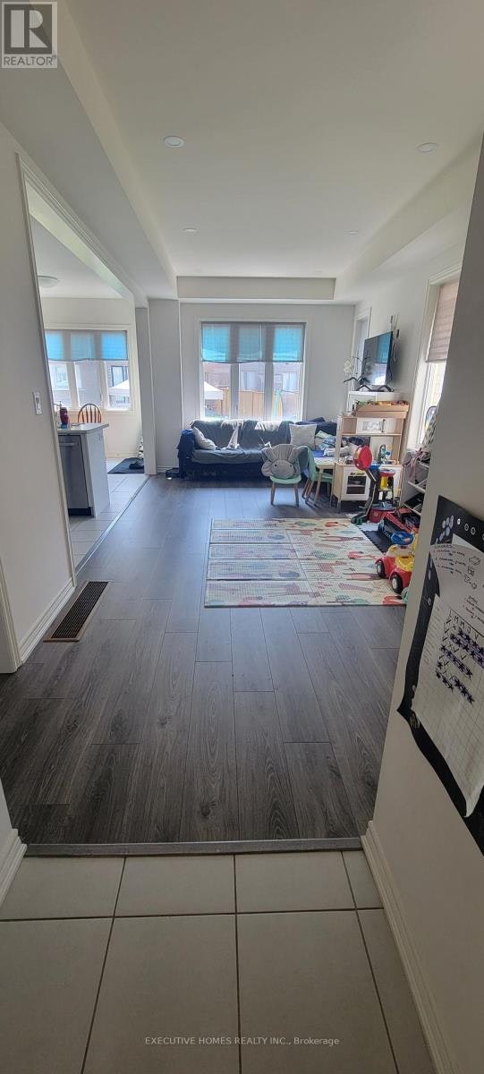 282 Great Falls Boulevard, Hamilton, ON, L8B 1Z5 - 10