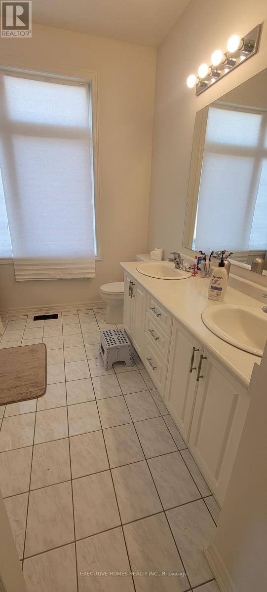 282 Great Falls Boulevard, Hamilton, ON, L8B 1Z5 - 7