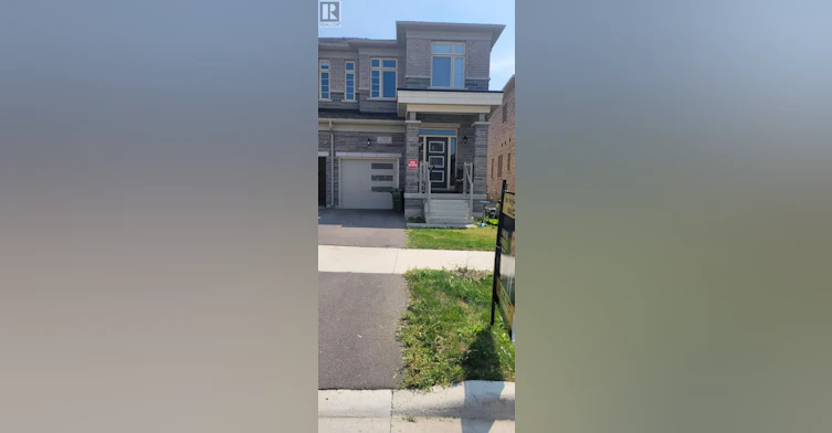282 Great Falls Boulevard, Hamilton, ON, L8B 1Z5 - 2