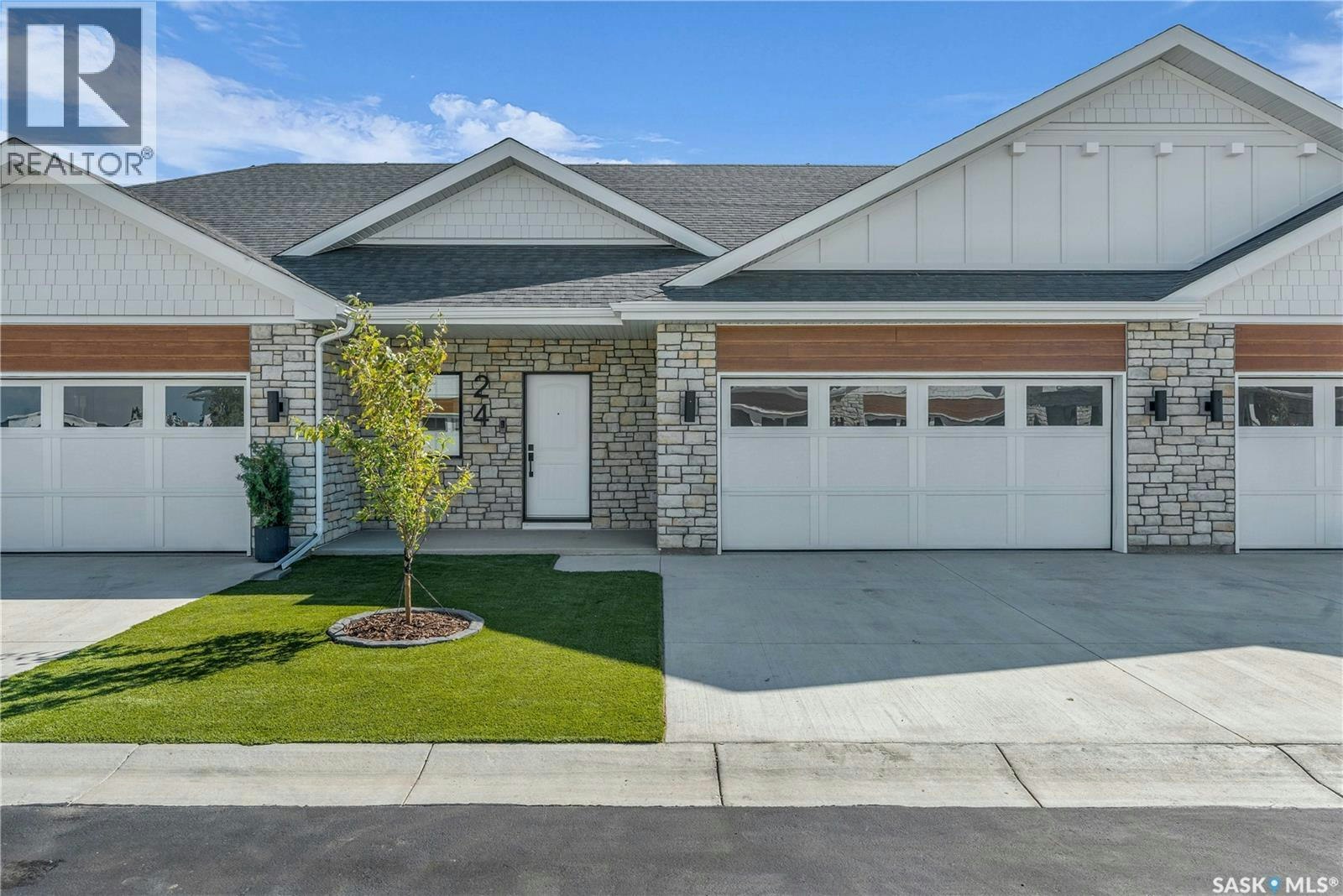 24-720 Brighton Boulevard, Saskatoon, SK, S7V 1X1