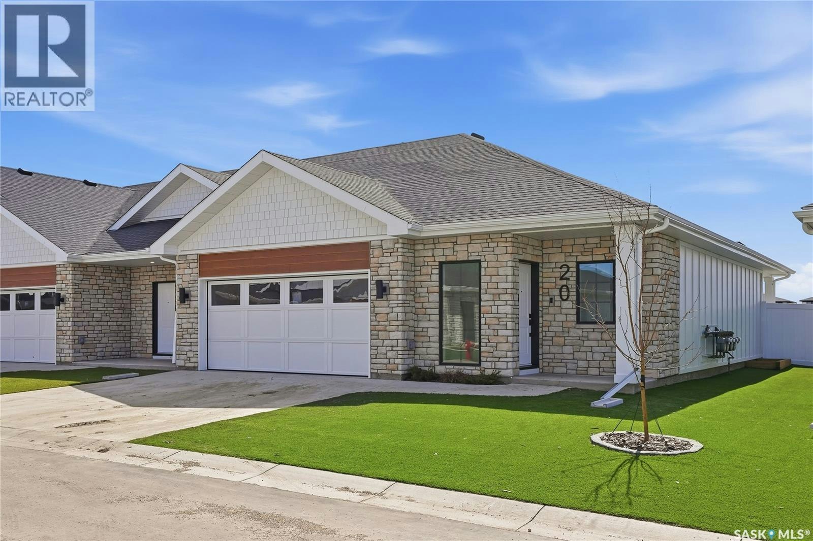 20-720 Brighton Boulevard, Saskatoon, SK, S7V 1X1