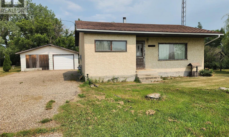 215 Menzies Street