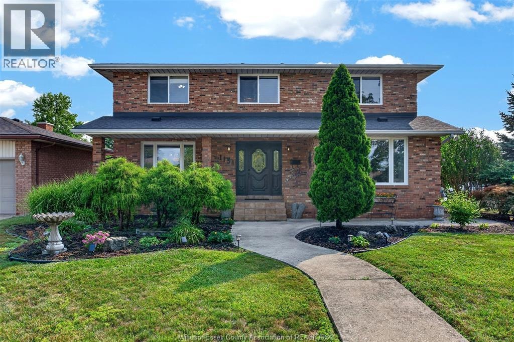 1154 Heritage, Lasalle, ON, N9H 2C2