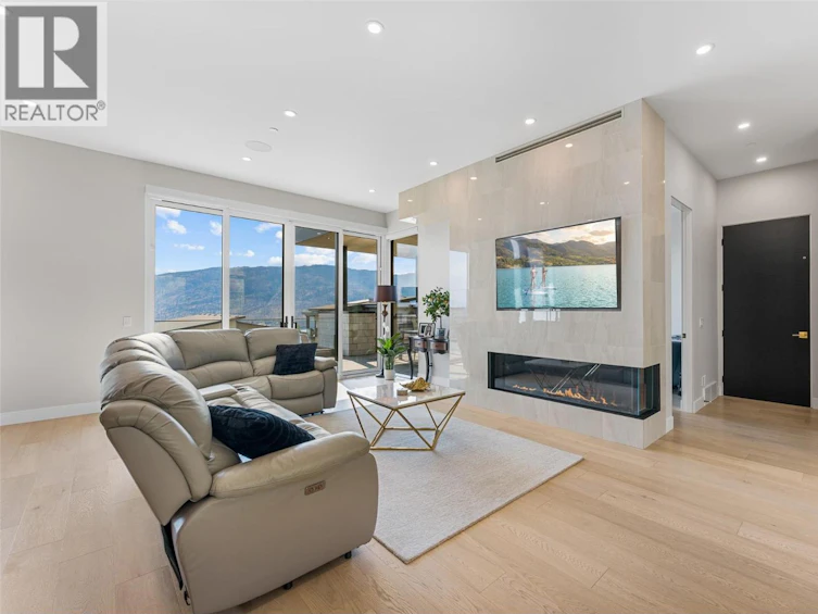 9829 Beacon Hill Crescent, Lake Country, BC, V4V 0A9 - 6
