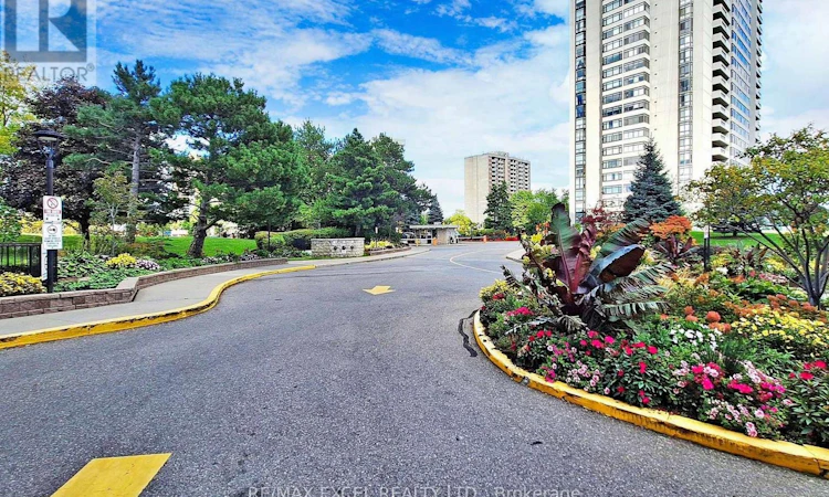 1402-3303 Don Mills Road