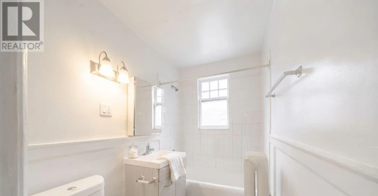 69-12 Kingston Road, Toronto, ON, M4L 1S5 - 8