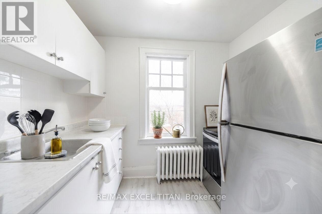 69-12 Kingston Road, Toronto, ON, M4L 1S5 - 7
