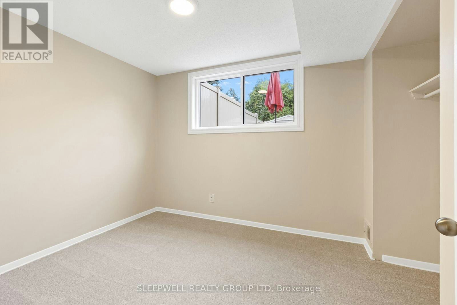 42 Charkay Street, Ottawa, ON, K2E 5N4 - 14