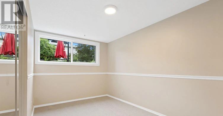 42 Charkay Street, Ottawa, ON, K2E 5N4 - 15