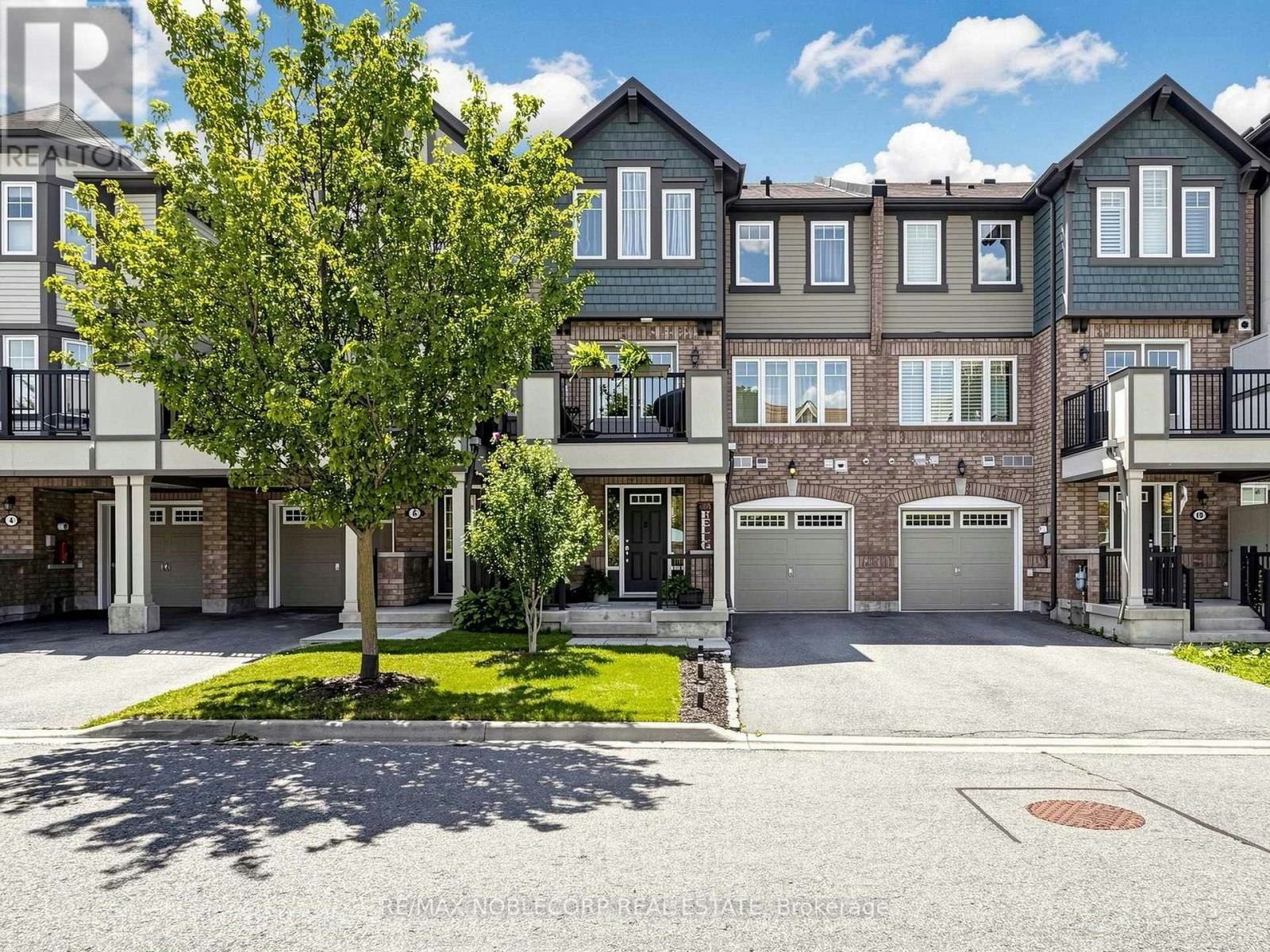 8 Deancrest Road, Brampton, ON, L7A 0W1
