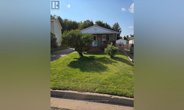 83 Laurier Road