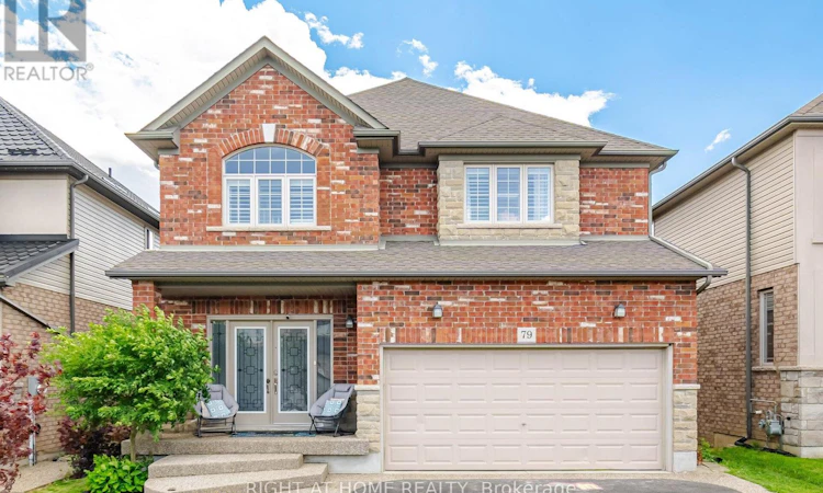 79 Garinger Crescent