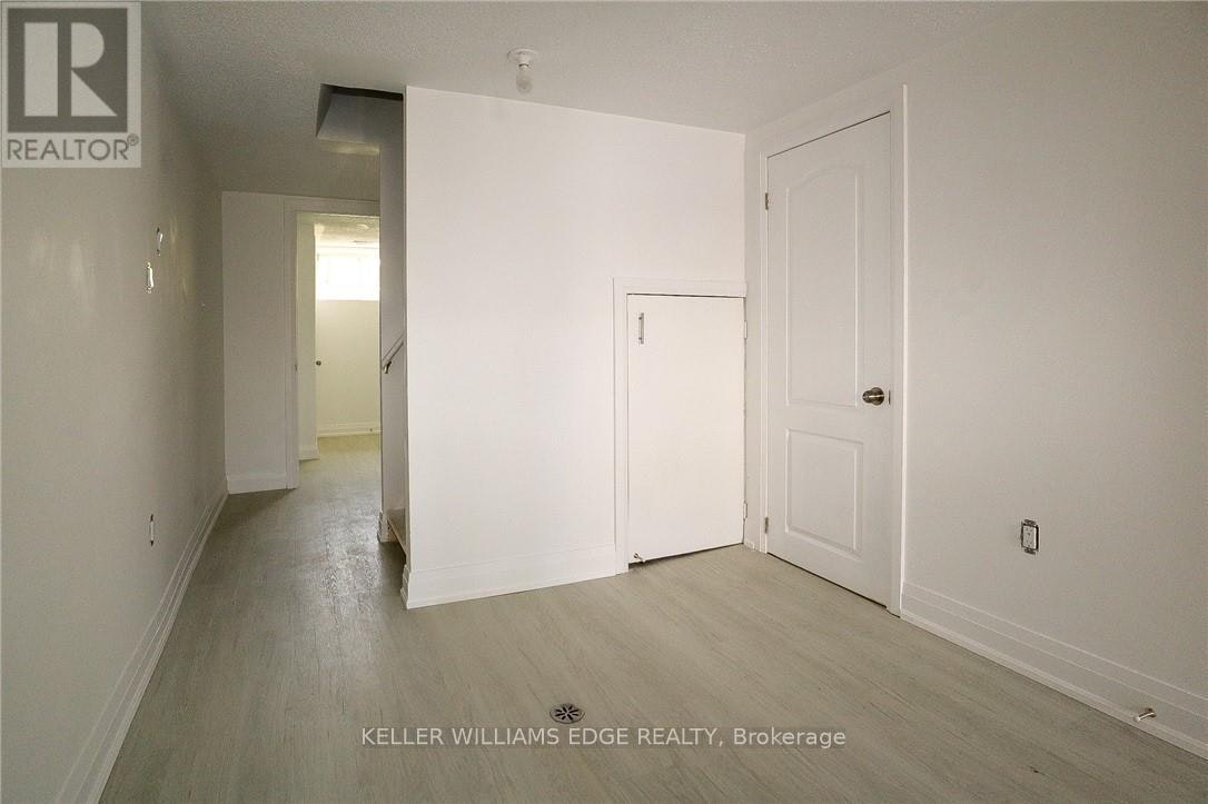 LL-525 Britannia Avenue W, Hamilton, ON, L8H 1Z7 - 3