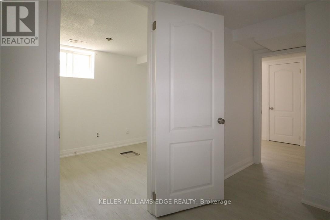 LL-525 Britannia Avenue W, Hamilton, ON, L8H 1Z7 - 4