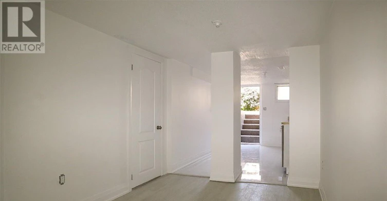 LL-525 Britannia Avenue W, Hamilton, ON, L8H 1Z7 - 12