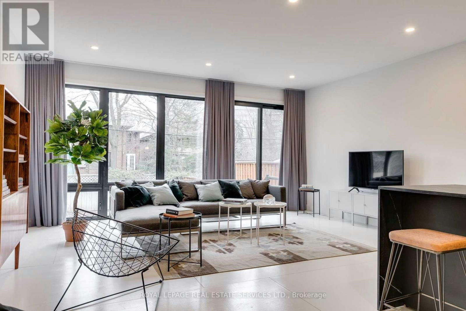 50 Gormley Avenue, Toronto, ON, M4V 1Z1 - 7