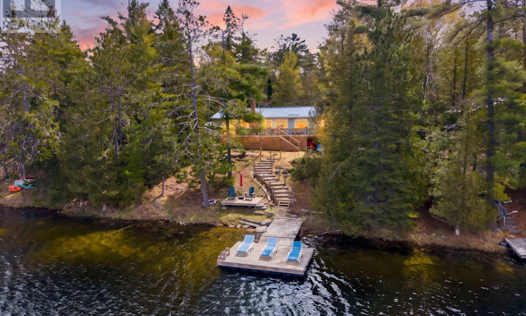 63 Little Silver Lake Way