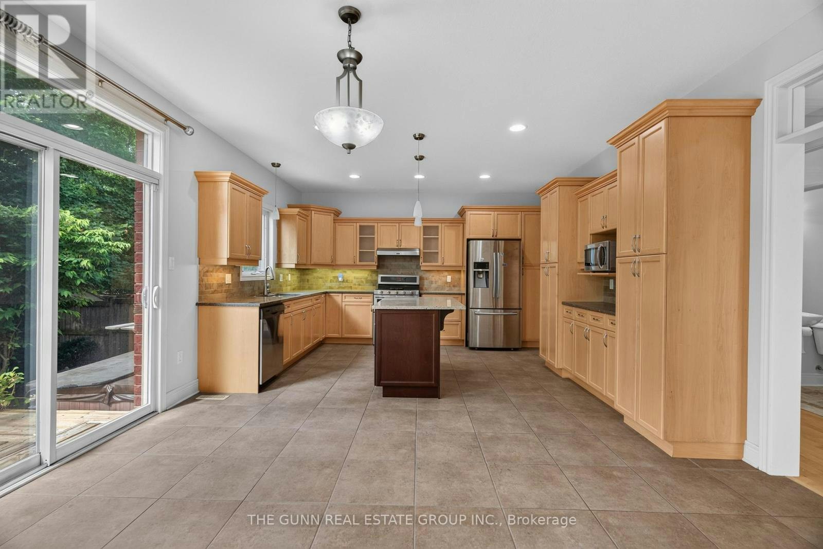 1401 Birchwood Drive, London, ON, N6K 4Y5 - 20