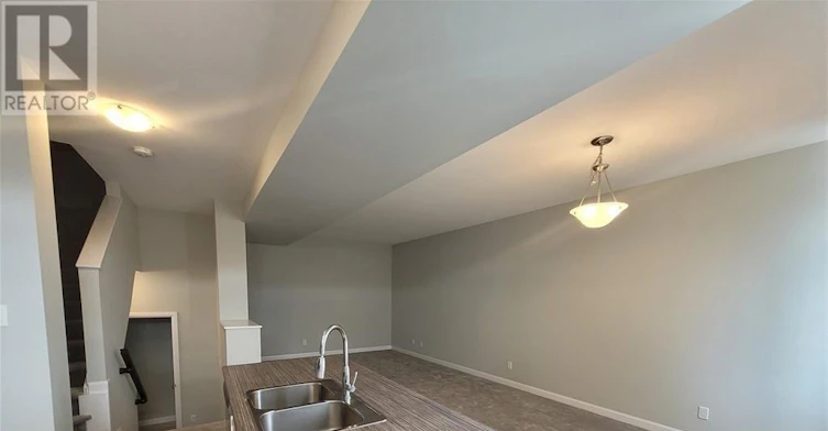 551 Clemency Crescent, Ottawa, ON, K2J 6R7 - 8