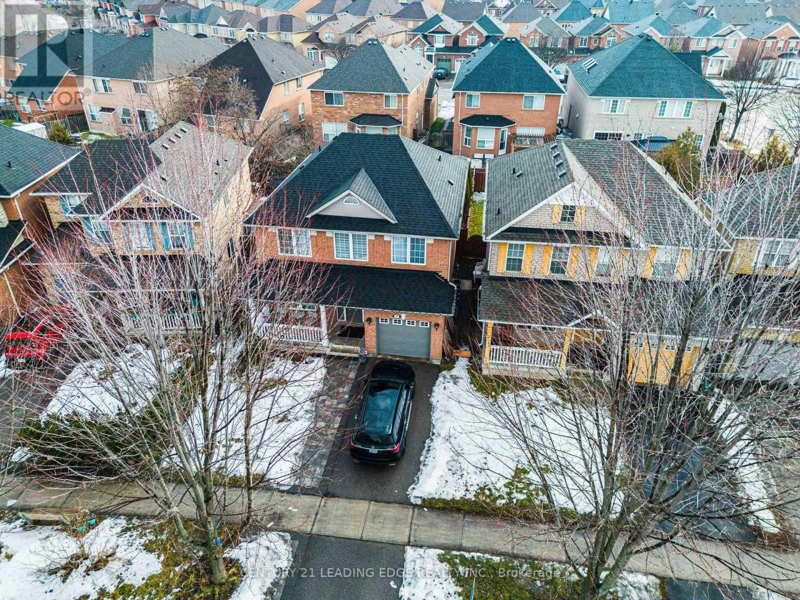 37 Landsdown Crescent, Markham, ON, L6E 1M6