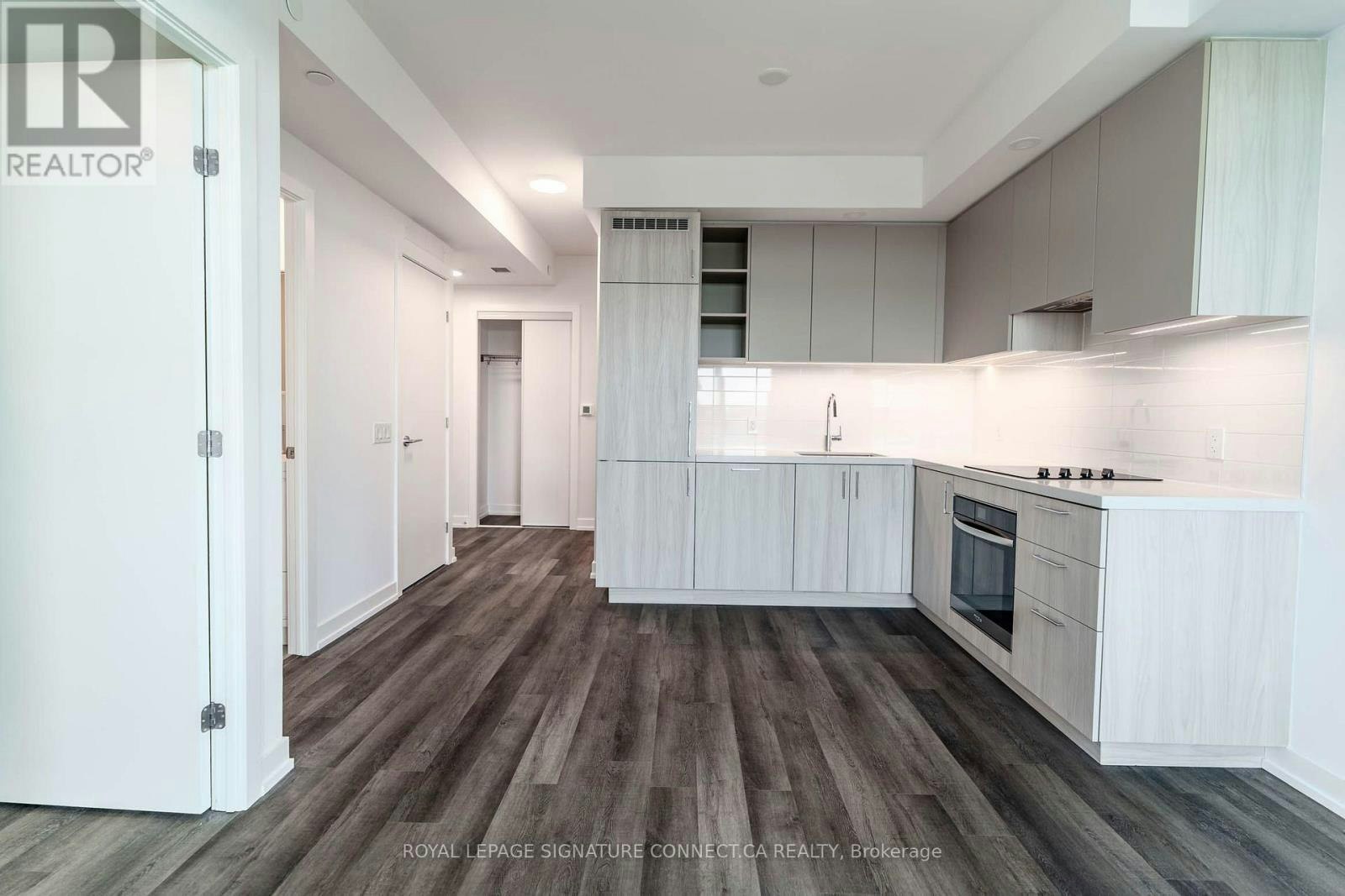 601-2851 7 Highway, Vaughan, ON, L4K 1W2 - 2