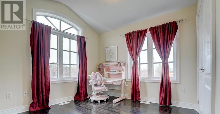 116 Dunlop Street, Richmond Hill, ON, L4C 0X1 - 12