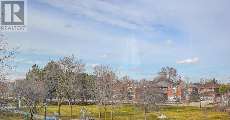 116 Dunlop Street, Richmond Hill, ON, L4C 0X1 - 16