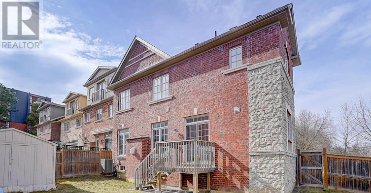 116 Dunlop Street, Richmond Hill, ON, L4C 0X1 - 18