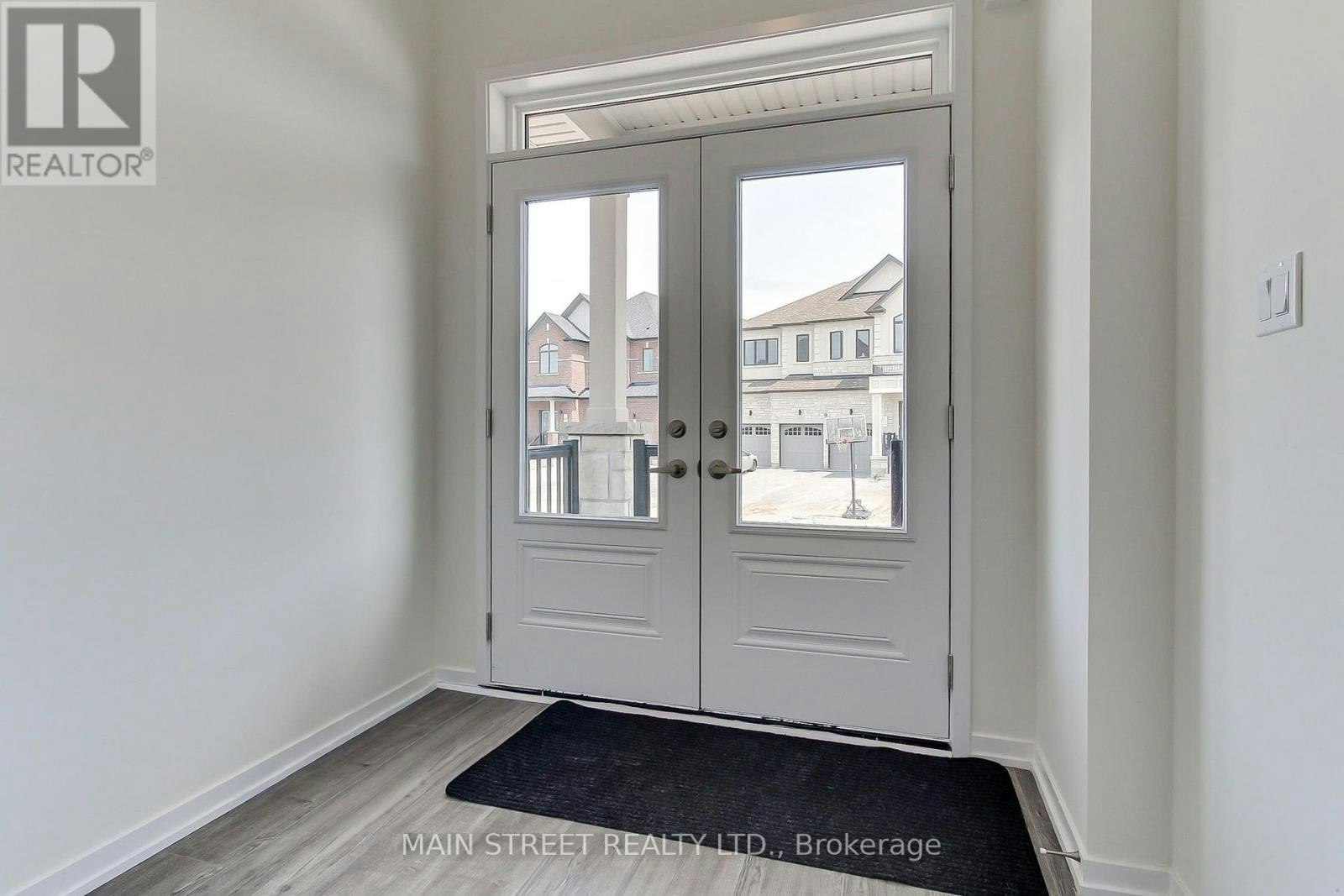 12 Donald Ingram Crescent, Georgina, ON, L4P 0S3 - 5