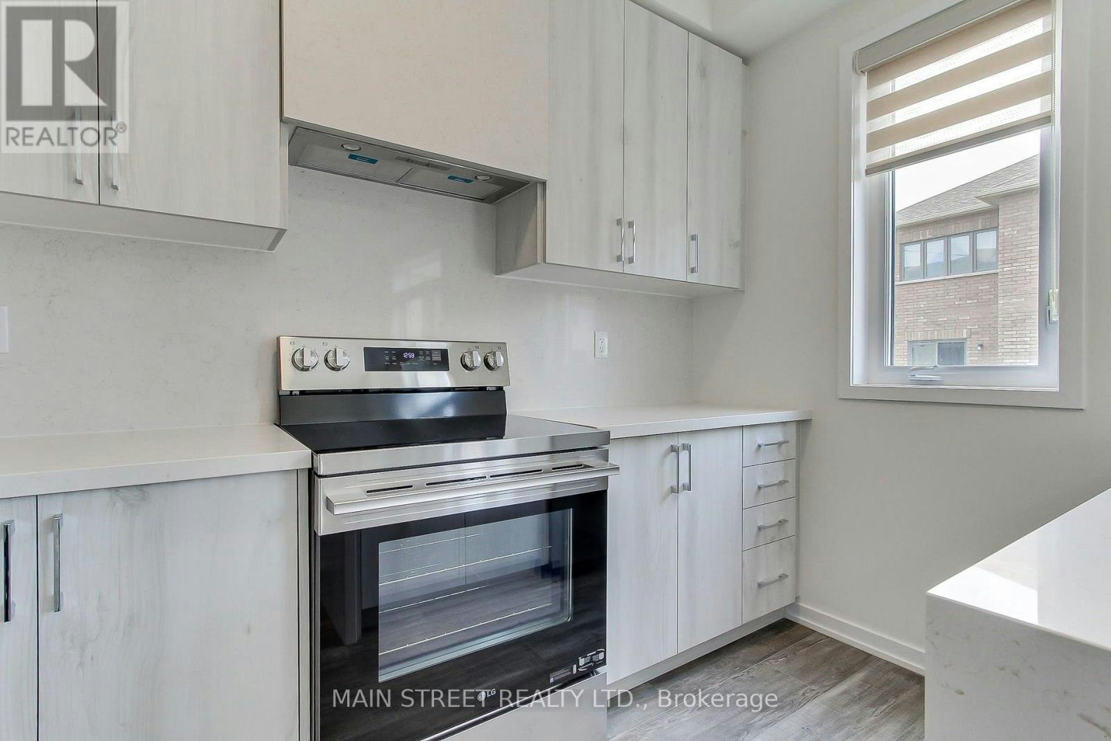 12 Donald Ingram Crescent, Georgina, ON, L4P 0S3 - 16