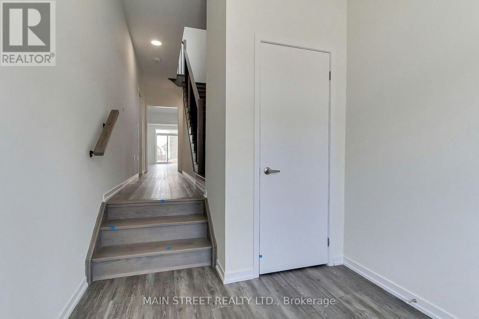 12 Donald Ingram Crescent, Georgina, ON, L4P 0S3 - 6