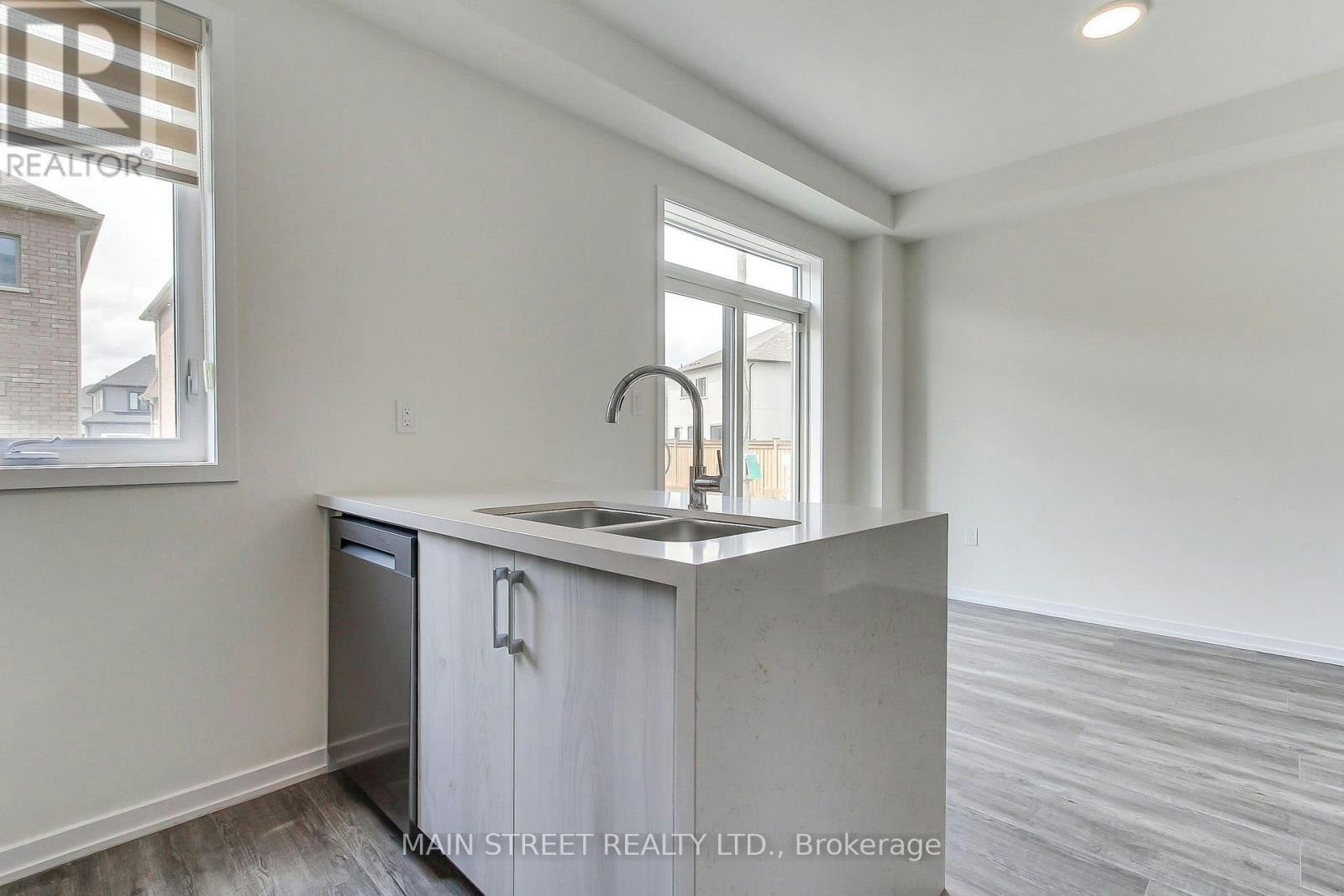 12 Donald Ingram Crescent, Georgina, ON, L4P 0S3 - 17